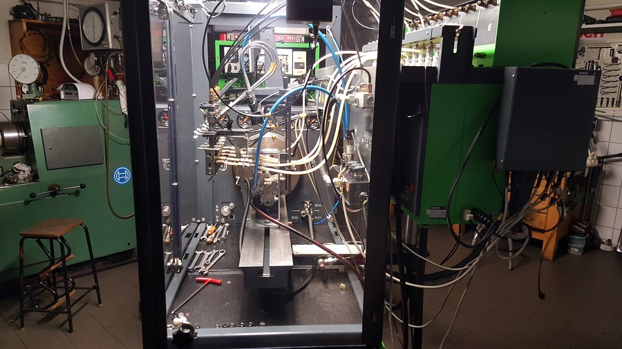 Bosch PD befecskendezők tesztelése próbapadon Békéscsabán